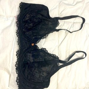 Savage X Fenty Brand New Bra w/ tags